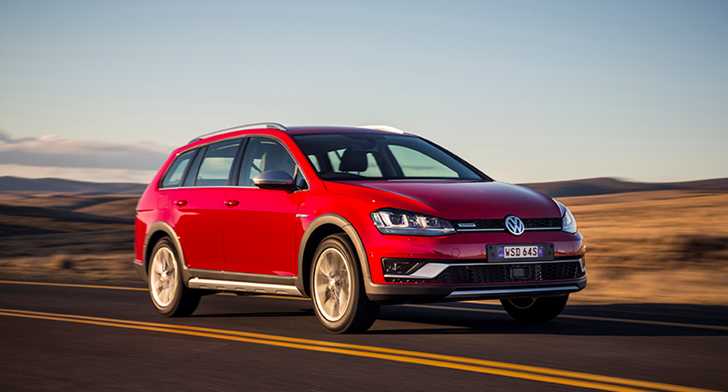 2015 VOLKSWAGEN GOLF 4D WAGON