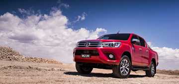 TOYOTA HILUX