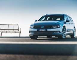 2015 VOLKSWAGEN PASSAT