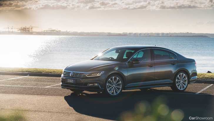 2015 VOLKSWAGEN PASSAT