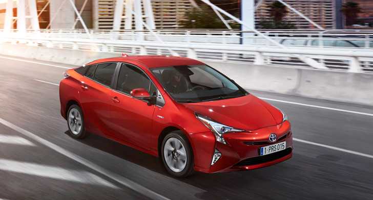 TOYOTA PRIUS
