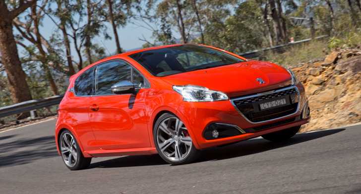 2015 PEUGEOT 208