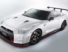 NISSAN GT-R