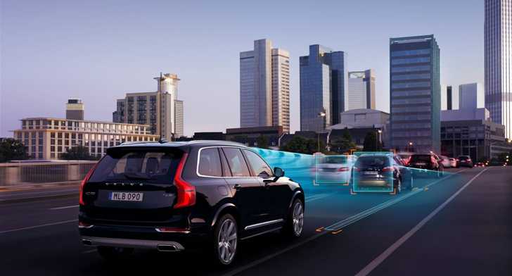 VOLVO XC90