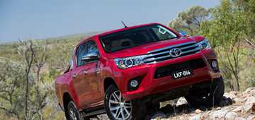 TOYOTA HILUX