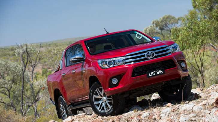 TOYOTA HILUX