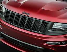 2015 JEEP GRAND CHEROKEE 4D WAGON SRT 8 (4x4)