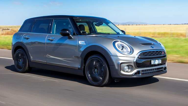 2015 MINI COOPER
