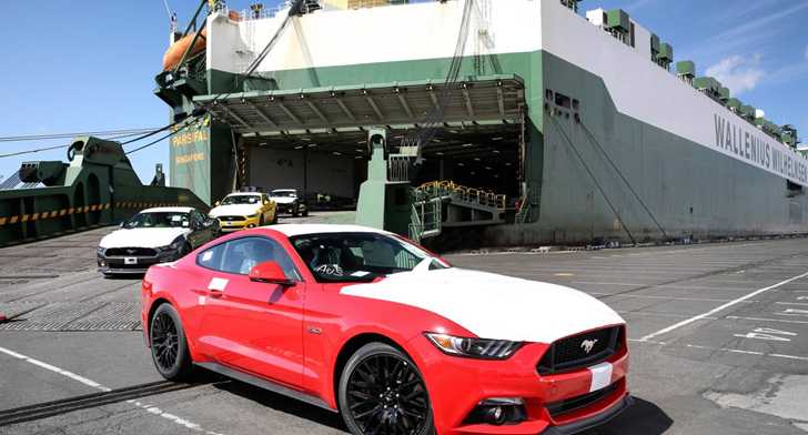 FORD MUSTANG