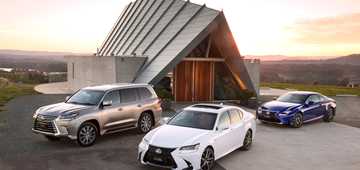 LEXUS