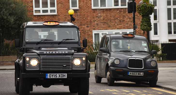 LAND ROVER DEFENDER