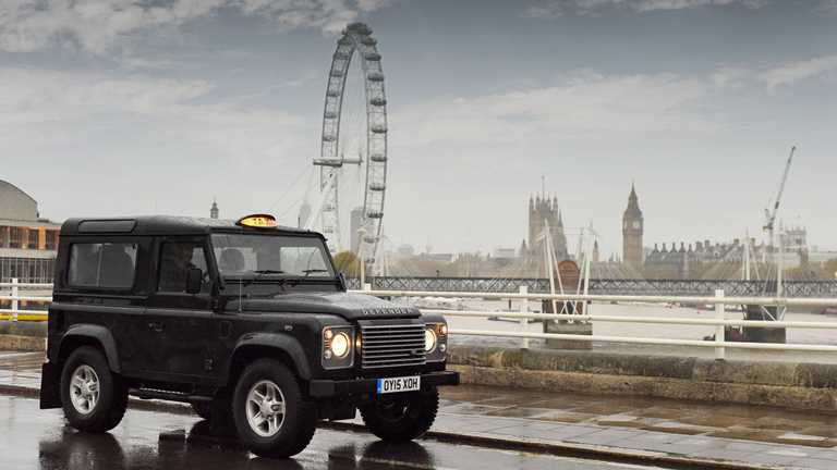 LAND ROVER DEFENDER