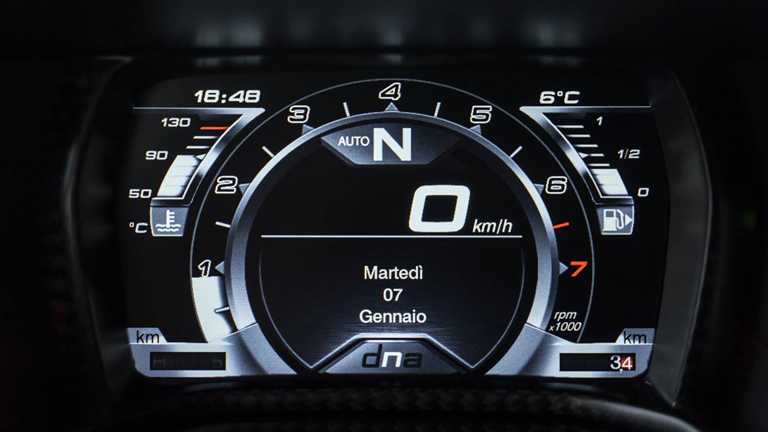 2015 ALFA ROMEO 4C