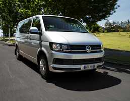 VOLKSWAGEN CARAVELLE