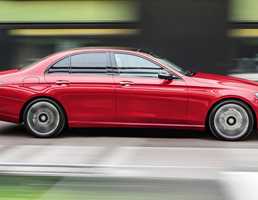 2016 MERCEDES-BENZ E220