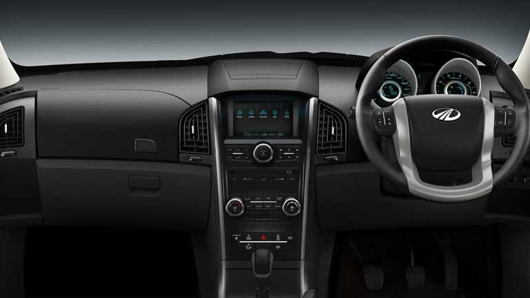 MAHINDRA XUV500