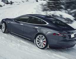 Singapore Slaps Tesla Model S Owner With AU$14,000 Emissions Tax (1)