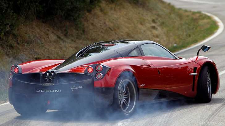 Pagani Reported To Be Unveil Huayra Roadster At Monterey Car Week