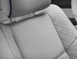 Jeep Grand Cherokee Summit - NY Auto Show