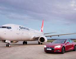 Qantas - Tesla Model S P90D vs Plane
