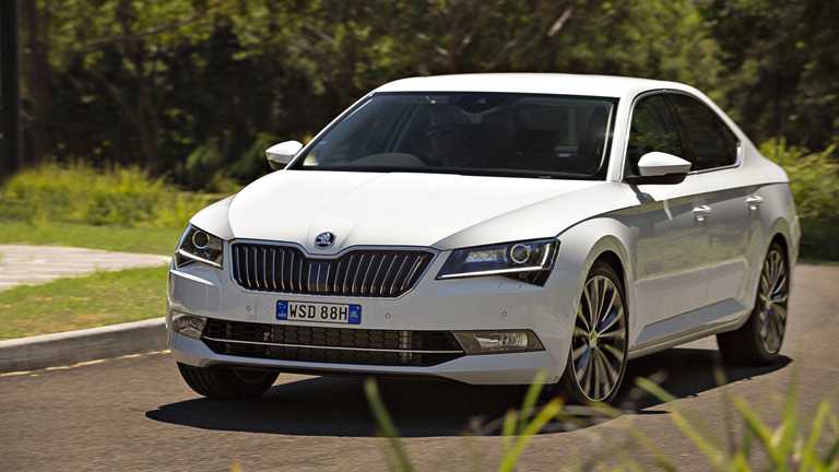2016 Skoda Superb - Full Review & Road Test