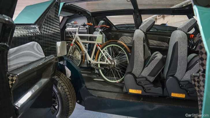 Toyota’s Odd uBox Concept Is The Car For Next-Gen Driver’s Needs