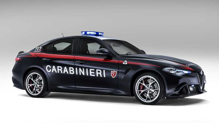 Italian Police Receives 376kW Alfa Romeo Giulia QV Cruiser
