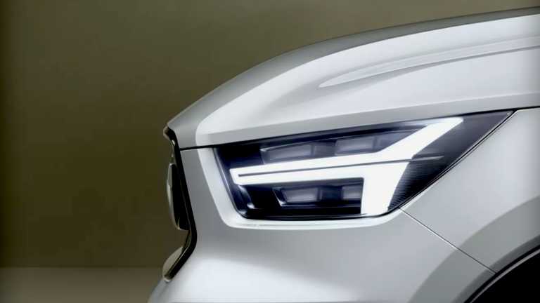 Volvo Teases Two New 40 Series Concepts