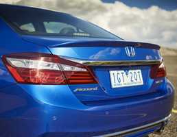 2016 Honda Accord Gets New Styling, Tech Bump