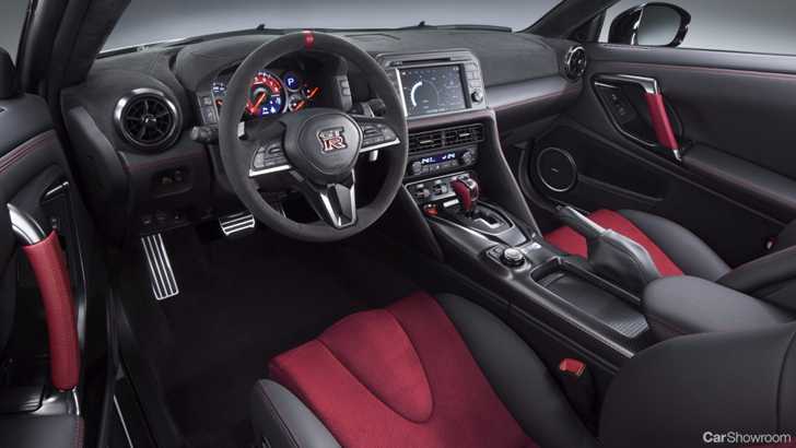 Nissan Outs 2017 GT-R NISMO