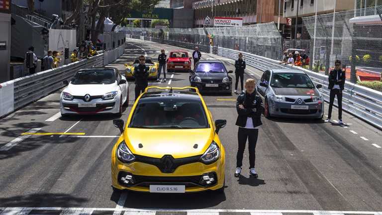 Renault Unveils Most Powerful Clio, The RS 16 Concept