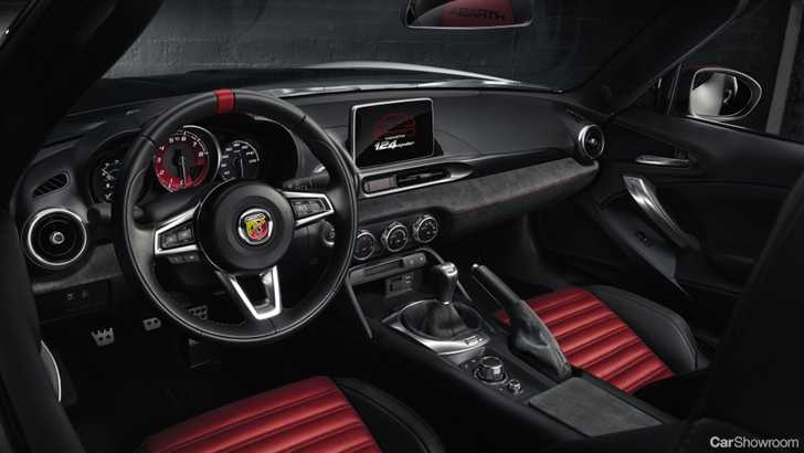 Abarth 124 Spider Edges Nearer
