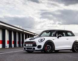 MINI Unveils Track-Focused JCW Challenge