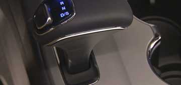 Jeep’s Confusing Gear Lever Could Be Cause Of Actor’s Death