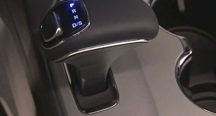 Jeep’s Confusing Gear Lever Could Be Cause Of Actor’s Death