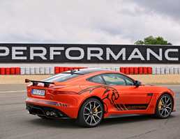 Jaguar Offers Nurburgring Laps In F-Type SVR