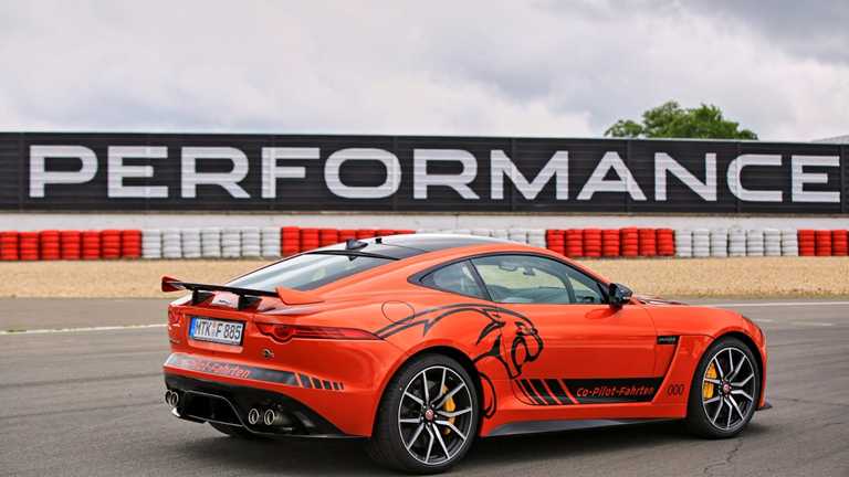 Jaguar Offers Nurburgring Laps In F-Type SVR