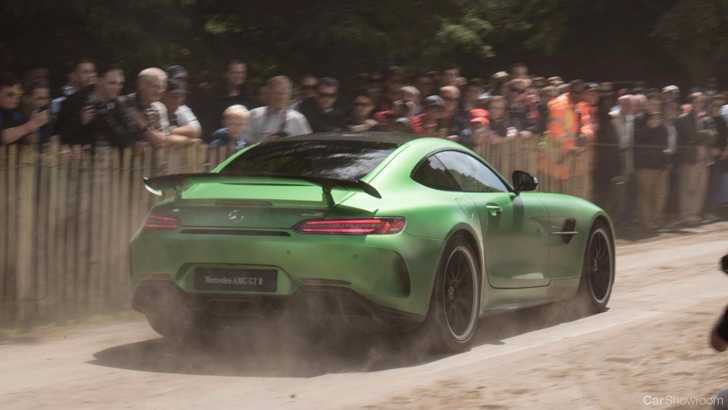 Mercedes-AMG GT Range To Expand To Black, GT4 Models