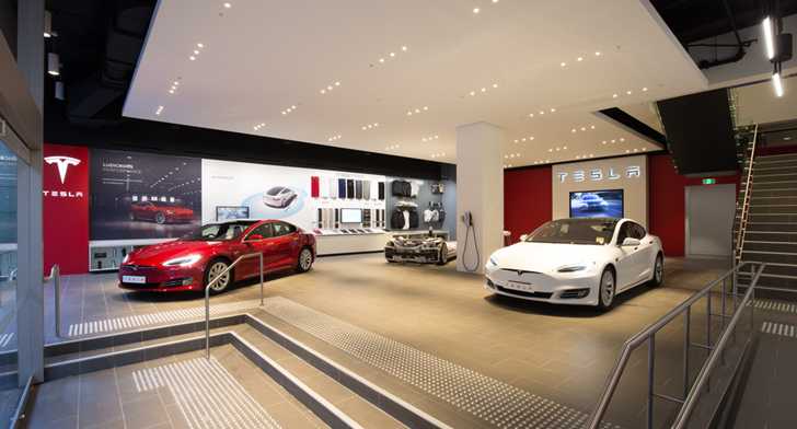 Tesla Opens Flagship Store In Central Sydney