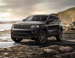 Jeep Gives Grand Cherokee Some Annual Enhancements