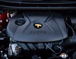 Hyundai Throws More Sporty Kit At i30 SR