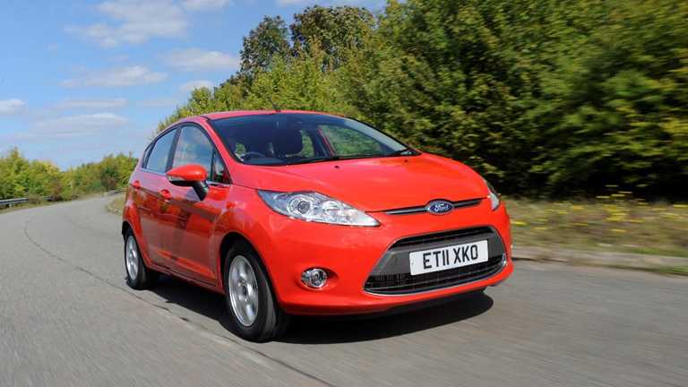 2011 FORD FIESTA