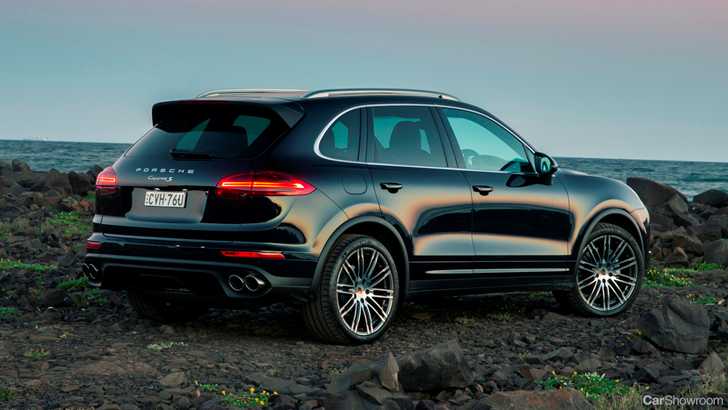 Porsche Updates Cayenne, Macan Range