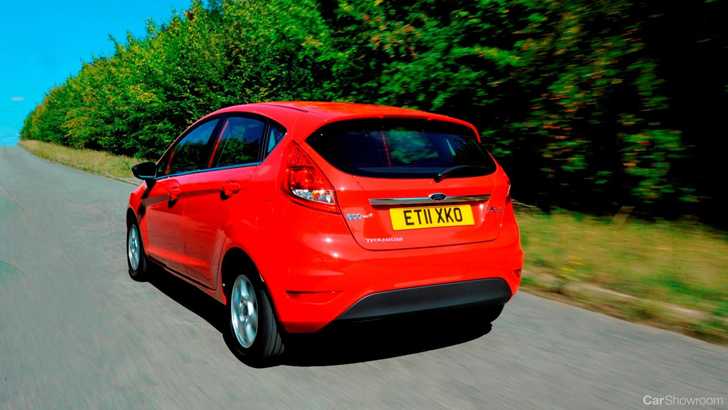 2011 FORD FIESTA