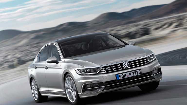 2016 Volkswagen Passat R-Line