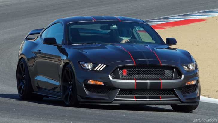 Ford’s Next GT500/Mach 1 Prototype Seen Roaming Streets
