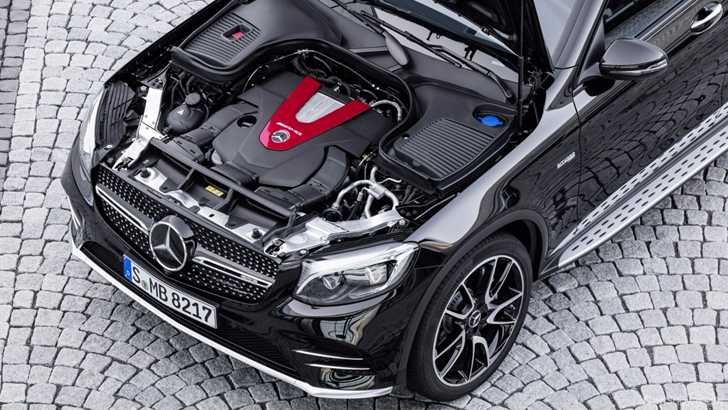 Mercedes-AMG Unveils GLC 43 4Matic Coupe