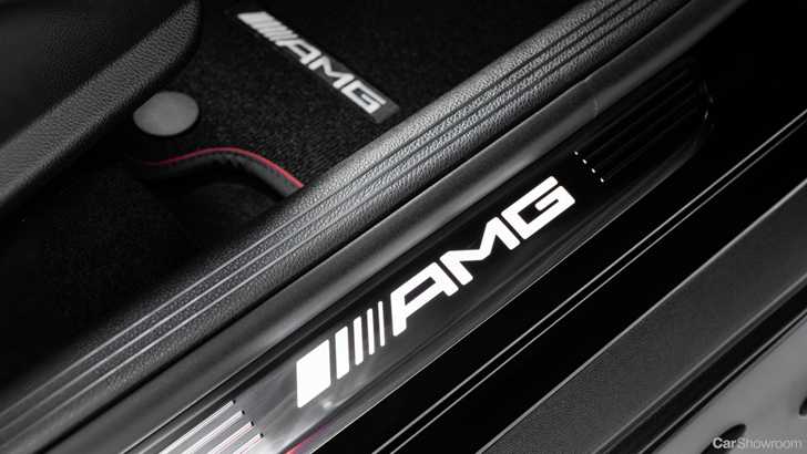 Mercedes-AMG Unveils GLC 43 4Matic Coupe