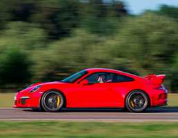 Porsche 911 GT3 Up For 2017 Facelift, Manual To Return