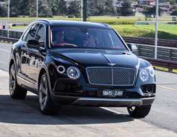 Bentley Announces Diesel Bentayga For 2017 Debut